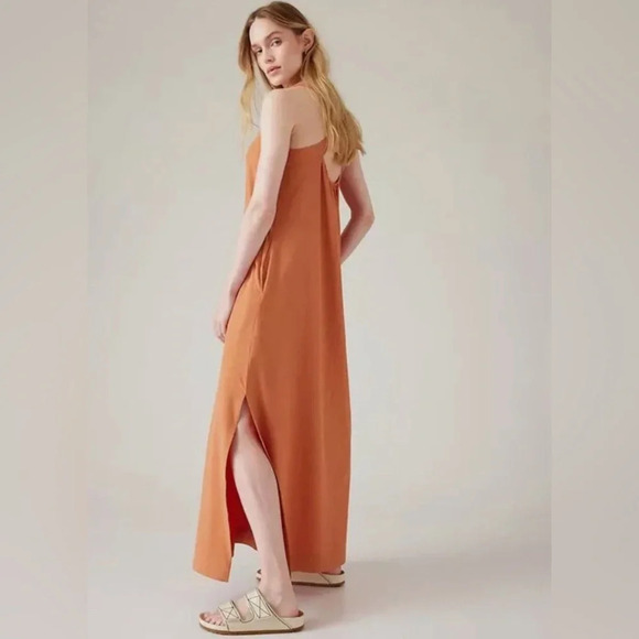 ATHLETA Sz L Arrival Wide Straps Crossed Back Side Slit Stretchy Maxi Dress - Picture 3 of 13